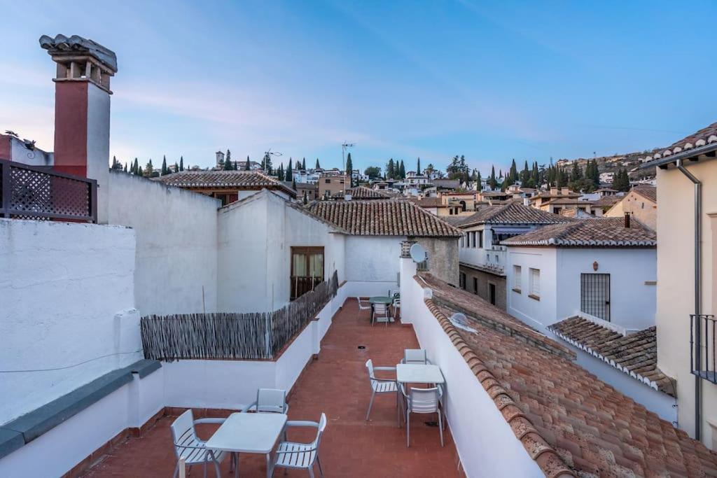 Frente A La Alhambra Apartman Granada Kültér fotó